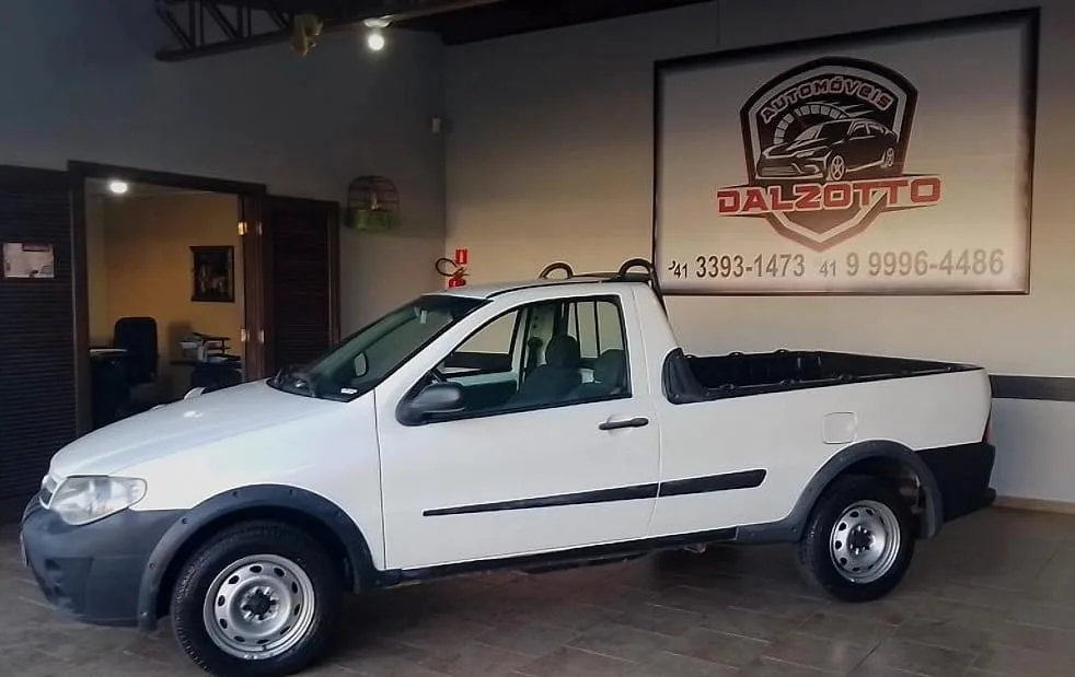 Fiat Strada 1.4 à venda na Dalzotto Automóveis em Campo Largo PR
