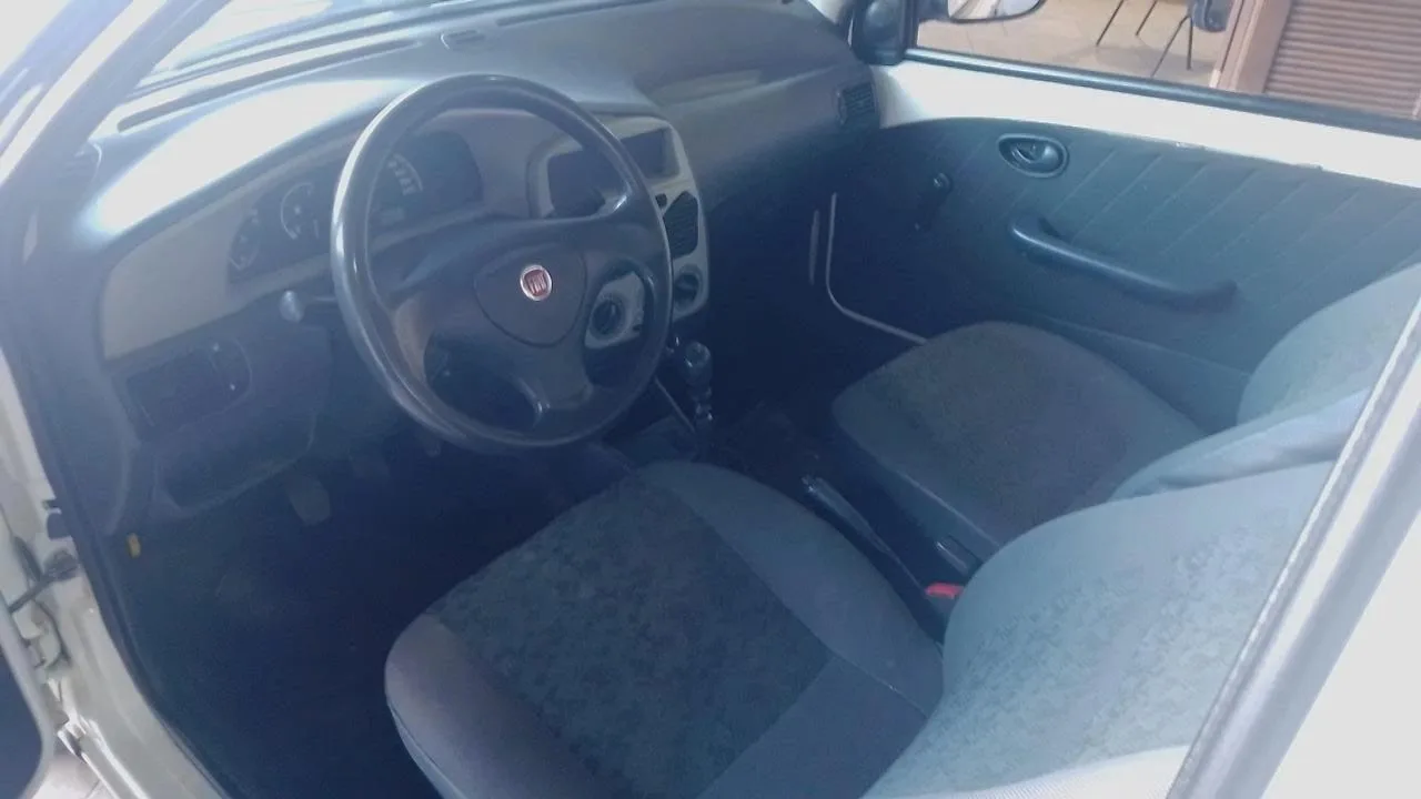 Fiat Strada 1.4 à venda na Dalzotto Automóveis em Campo Largo PR